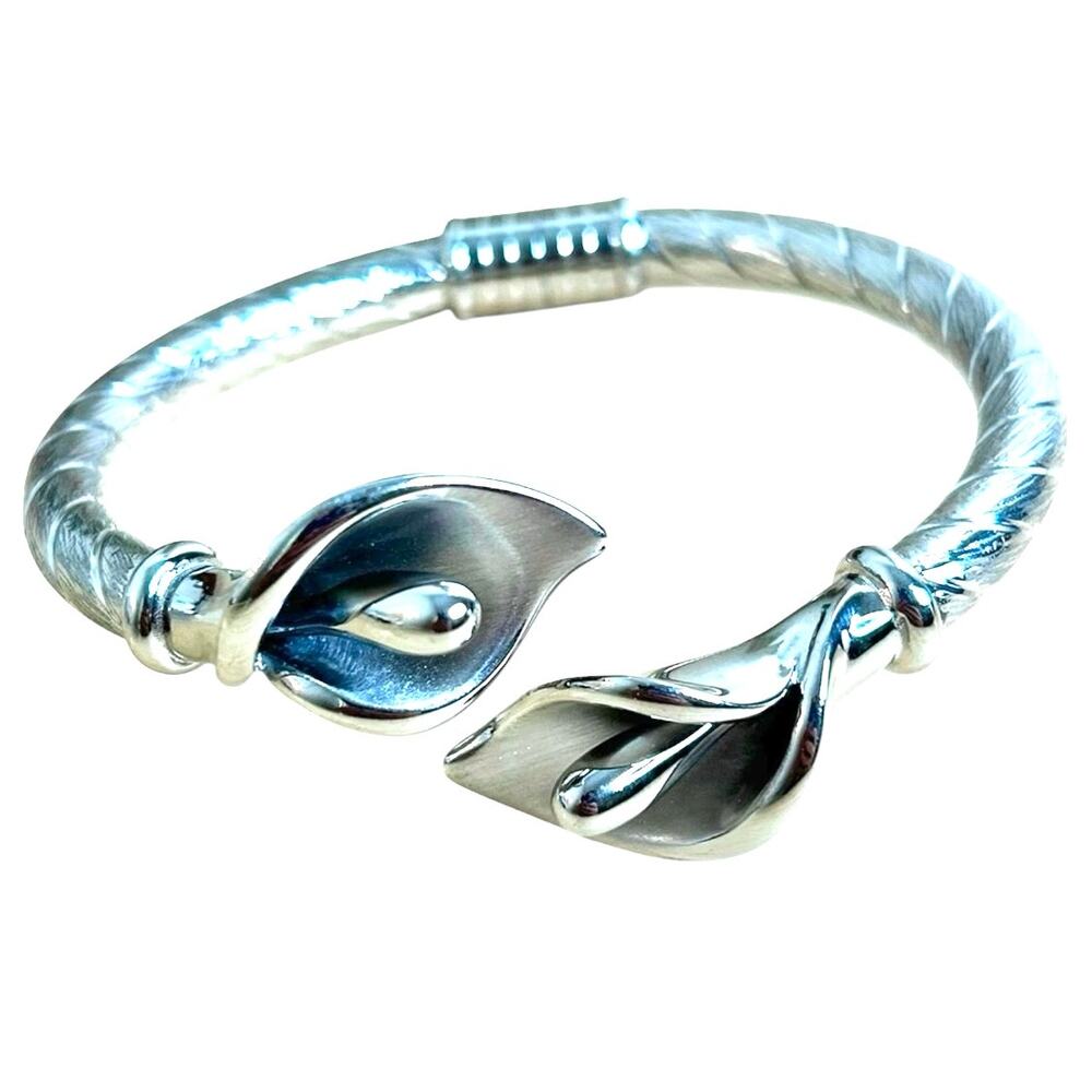 T&T Stainless Steel Calla Lily Bypass Bangle Bracelet Twist Open Silver Tone